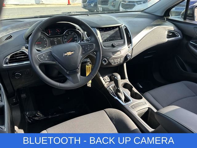 Used 2019 Chevrolet Cruze LT with VIN 3G1BE6SM4KS543398 for sale in Glen Burnie, MD