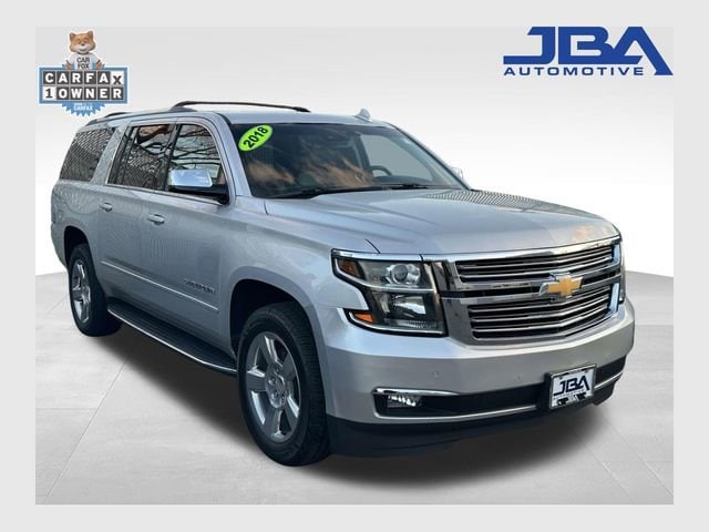 2018 Chevrolet Suburban Premier's photo