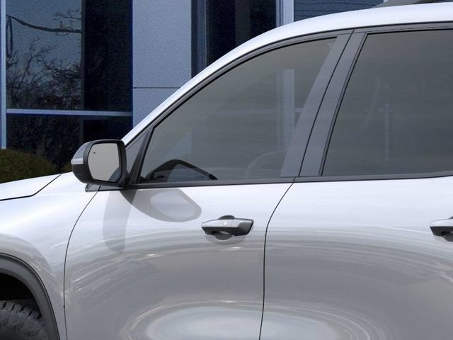 2027 Chevrolet Traverse Z71 - Photo 12