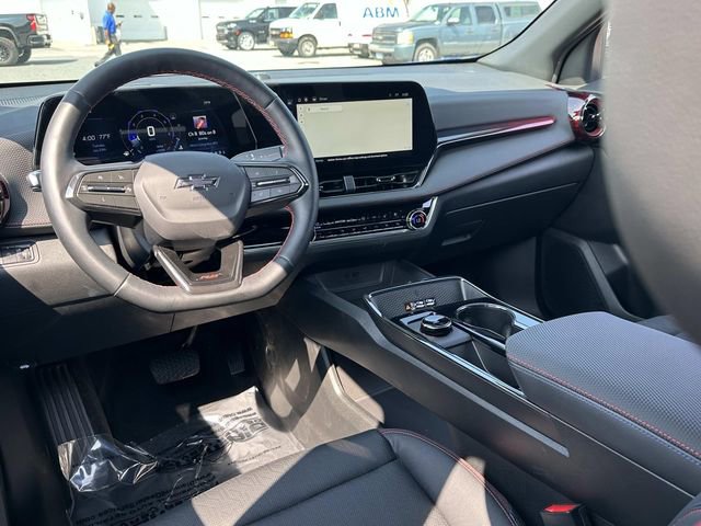 2025 Chevrolet Equinox RS photo 2