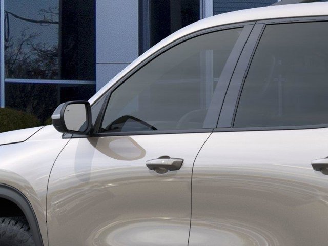 2027 Chevrolet Traverse Z71 - Photo 14