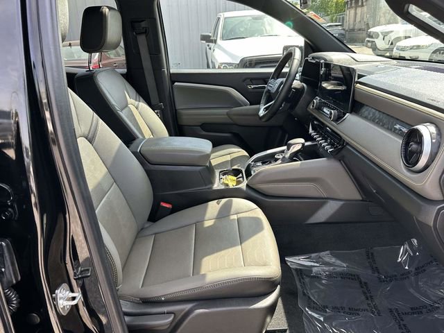 2025 Chevrolet Colorado ZR2 - Photo 20