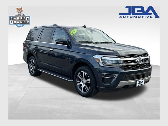 2023 Ford Expedition Limited's photo