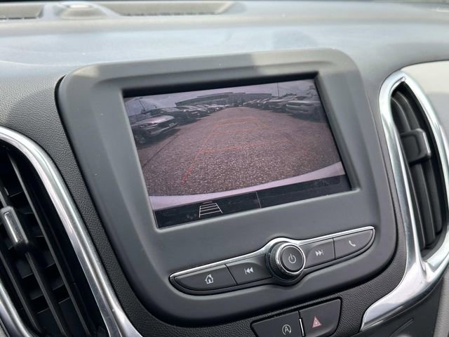 2022 Chevrolet Equinox LS photo 4