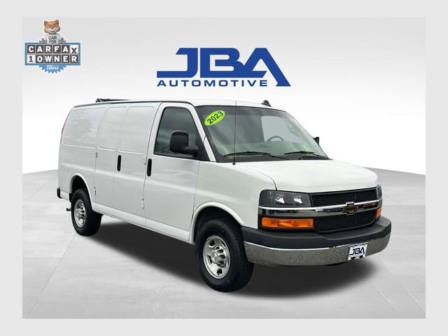 2023 Chevrolet Express Cargo Work Van's photo