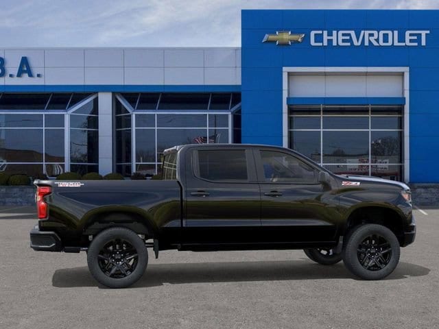 2025 Chevrolet Silverado 1500 Custom Trail Boss photo 4