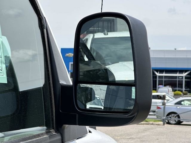 2025 Chevrolet Express Cargo Work Van - Photo 30