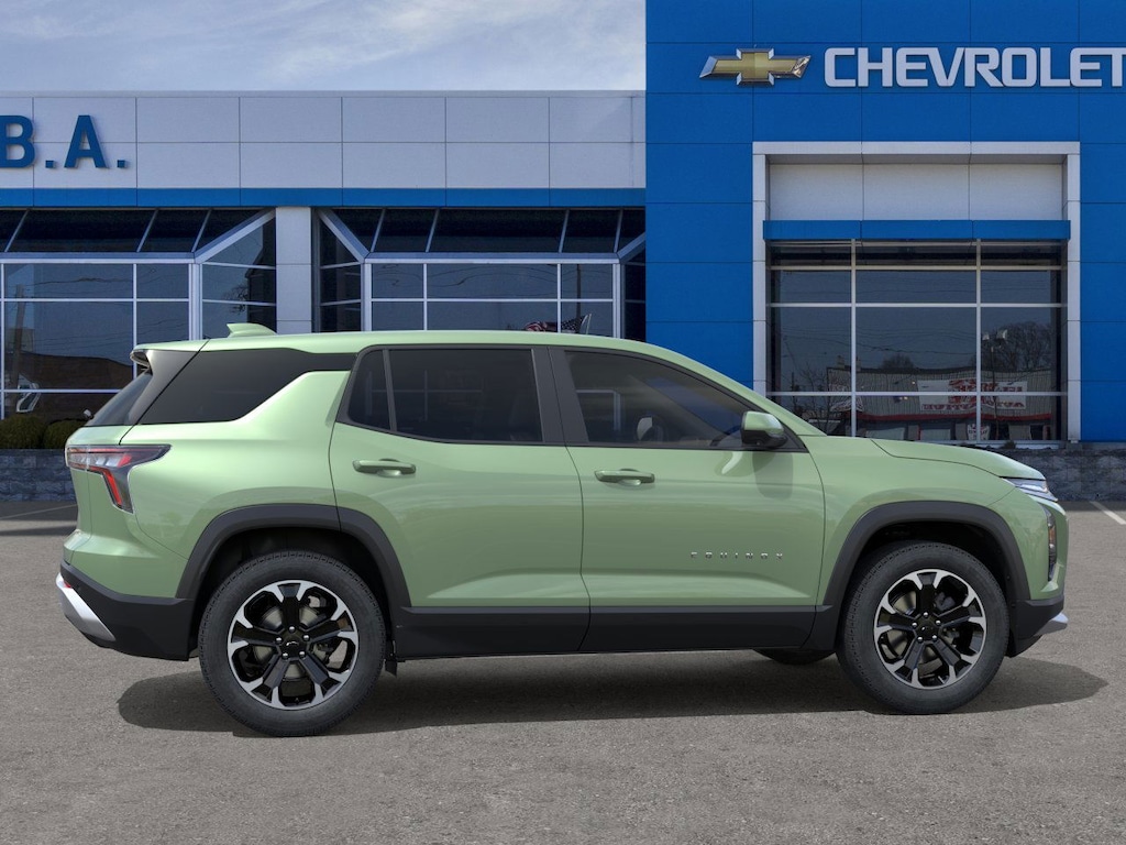 2026 Chevrolet Equinox LT photo 3