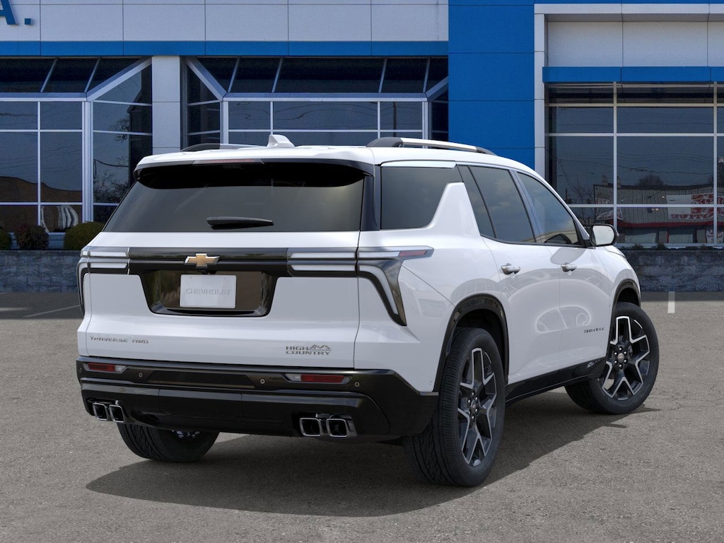 2026 Chevrolet Traverse High Country photo 2
