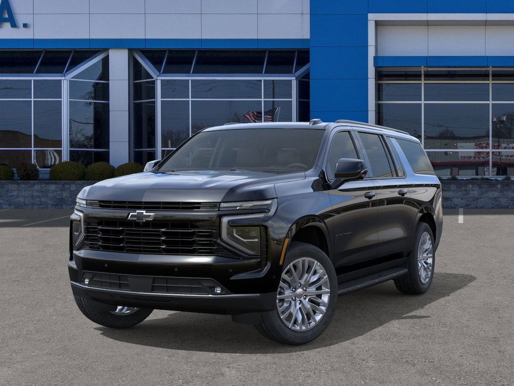 2026 Chevrolet Suburban RST photo 4