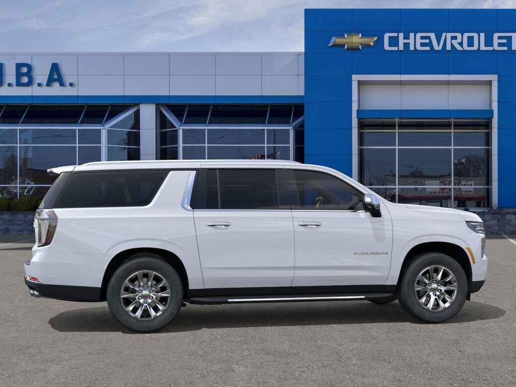 2026 Chevrolet Suburban Premier photo 4