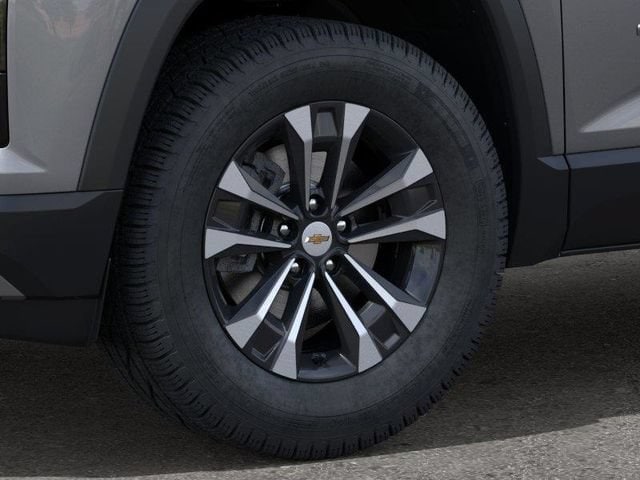 2027 Chevrolet Equinox LT - Photo 9