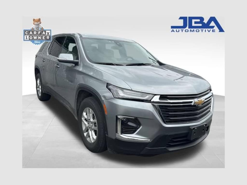Used 2023 Chevrolet Traverse LS SUV