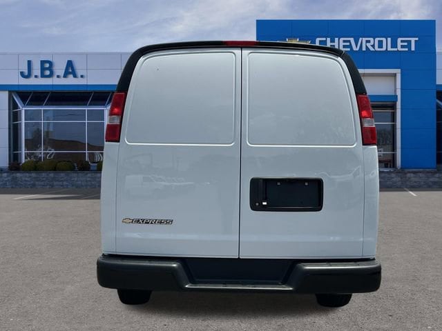 2025 Chevrolet Express Cargo Work Van - Photo 28