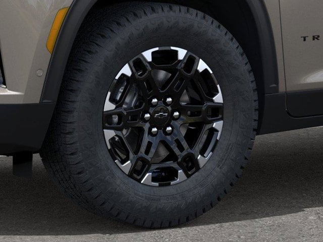 2027 Chevrolet Traverse Z71 - Photo 11