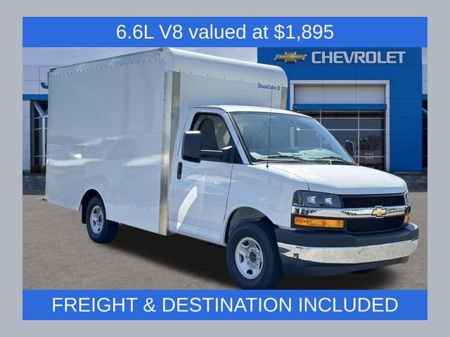 2025 Chevrolet Express Cutaway Base's photo