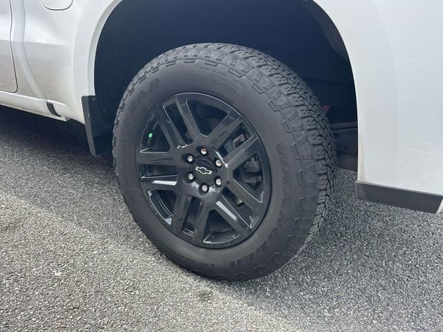 2025 Chevrolet Silverado 1500 RST photo 5