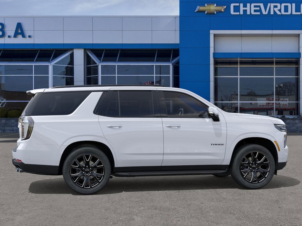 2026 Chevrolet Tahoe RST photo 4