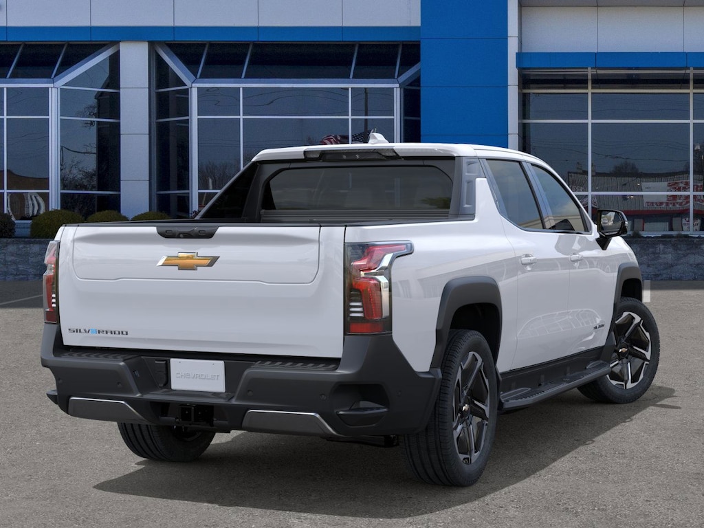 2026 Chevrolet Silverado EV LT photo 2