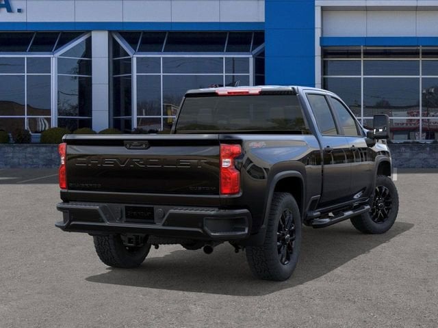 2026 Chevrolet Silverado 2500HD Custom photo 4