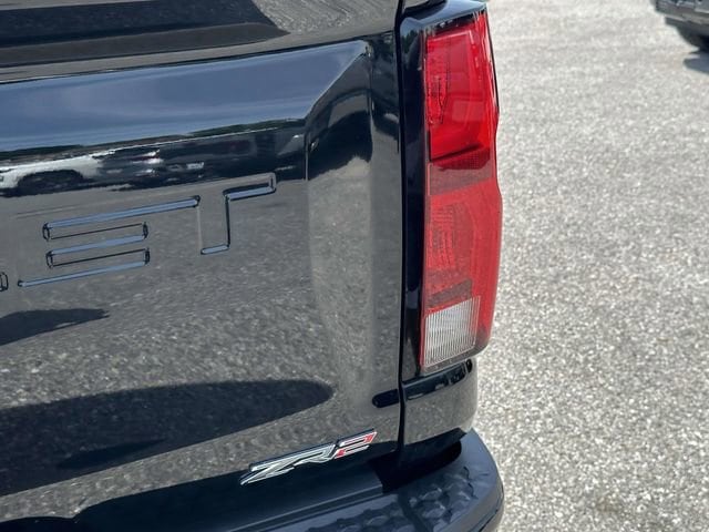 2025 Chevrolet Colorado ZR2 - Photo 28
