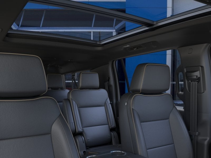2026 Chevrolet Suburban Premier - Photo 24