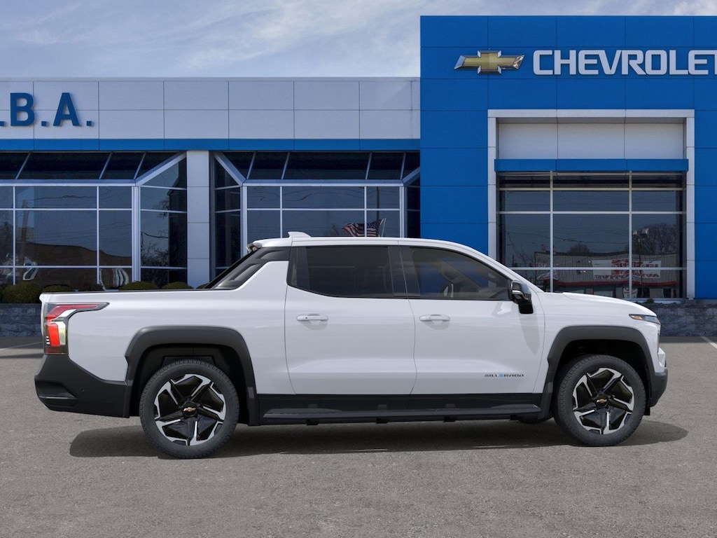 2026 Chevrolet Silverado EV LT photo 3