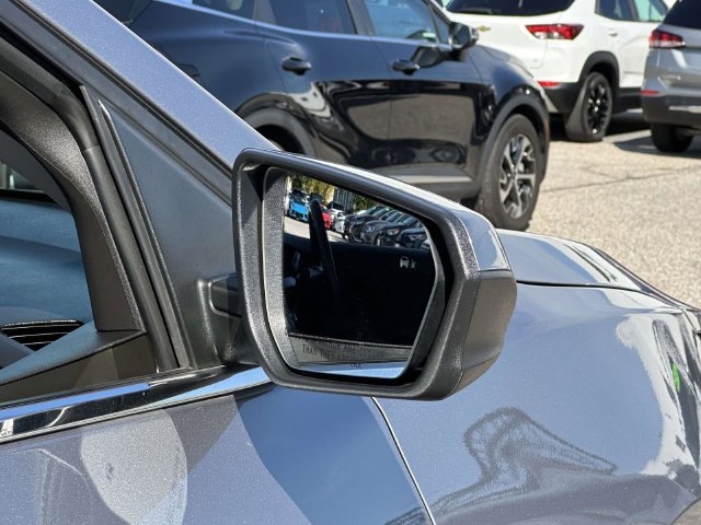 2024 Chevrolet Equinox LT - Photo 29