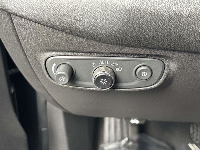2021 Chevrolet Equinox 13