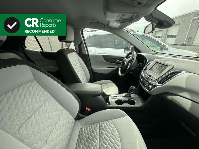2020 Chevrolet Equinox LT photo 2