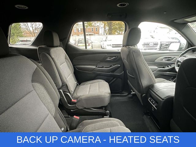 2023 Chevrolet Traverse Cloth 1LT photo 3