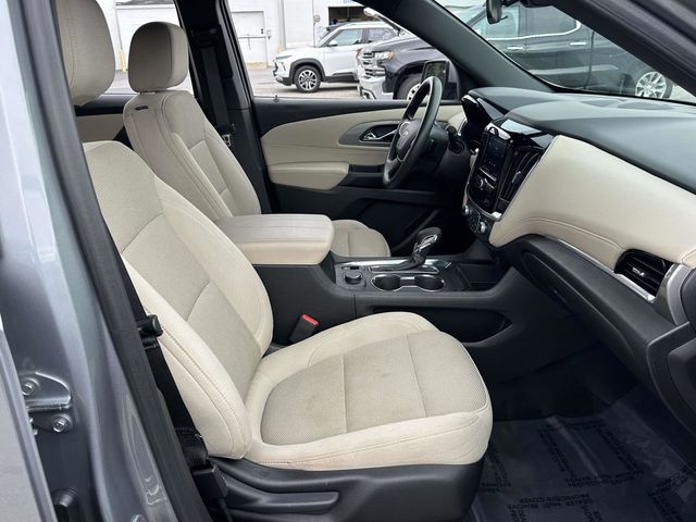 2023 Chevrolet Traverse LS - Photo 20