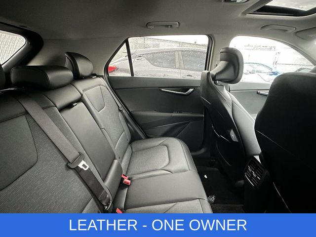 2025 Kia Niro SX Touring photo 2