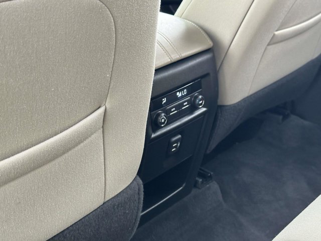 2023 Chevrolet Traverse LS - Photo 17
