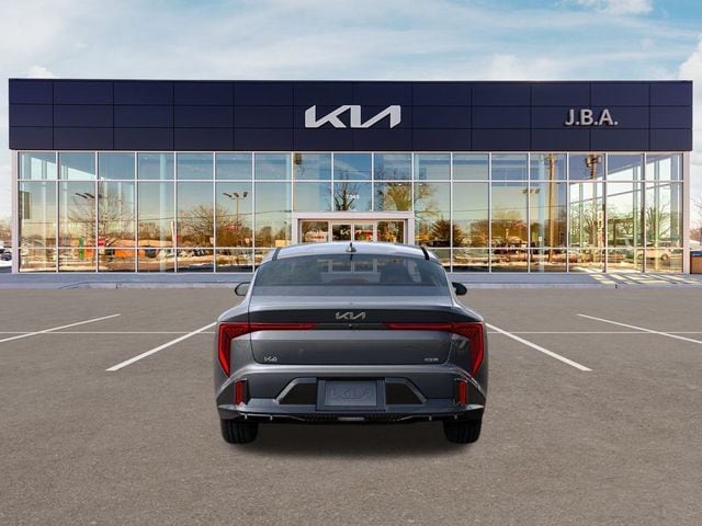 2025 Kia K4 GT-Line photo 4