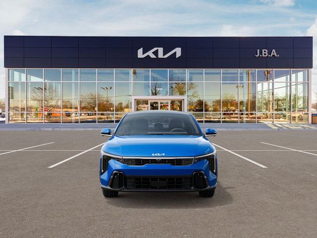 2025 Kia K4 GT-Line Turbo photo 2