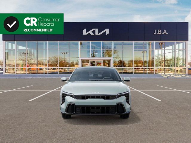 2025 Kia K4 GT-Line photo 2