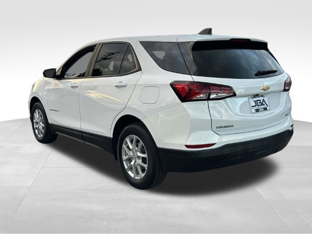2023 Chevrolet Equinox LS - Photo 25