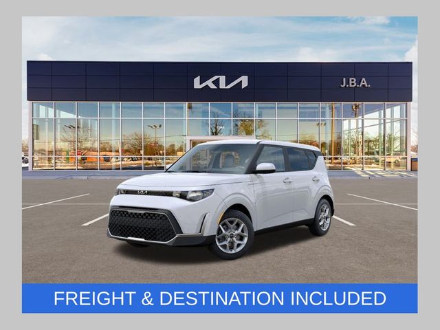 2025 Kia Soul LX's photo