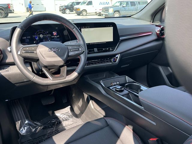 2025 Chevrolet Equinox RS photo 2