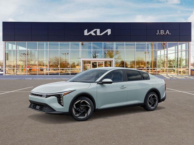 2025 Kia K4 EX photo 3