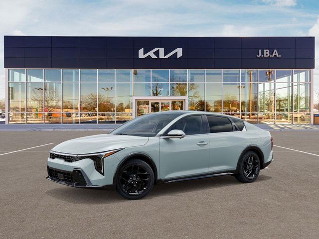 2025 Kia K4 GT-Line Turbo photo 2