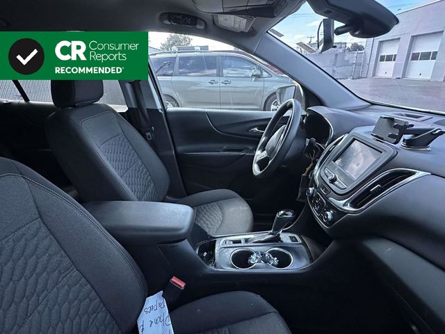 2020 Chevrolet Equinox LT photo 2