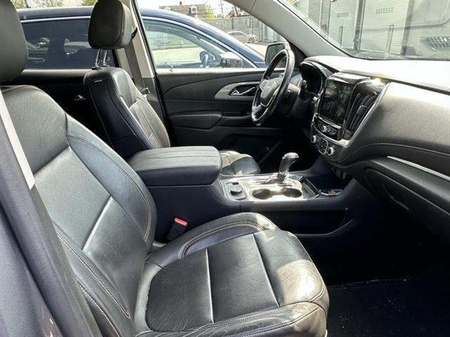 Used 2020 Chevrolet Traverse 3LT with VIN 1GNERHKW9LJ277750 for sale in Glen Burnie, MD
