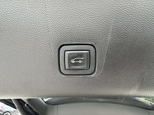 2021 Chevrolet Traverse 1LT - Photo 22