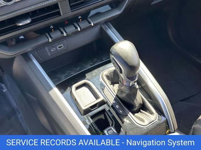 2024 Chevrolet Colorado LT - Photo 9
