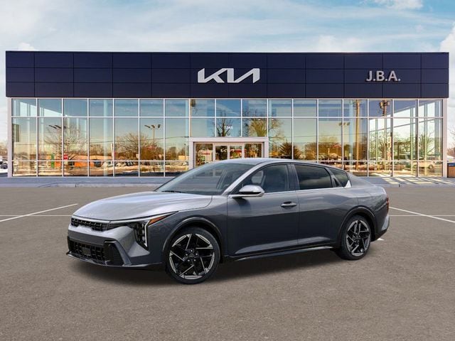 2025 Kia K4 GT-Line photo 2