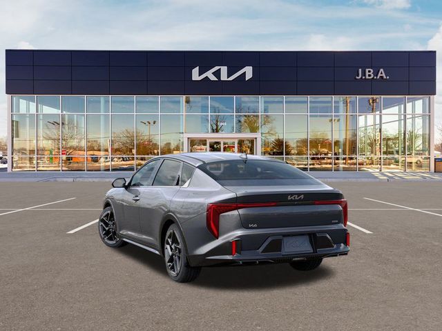 2025 Kia K4 GT-Line photo 3