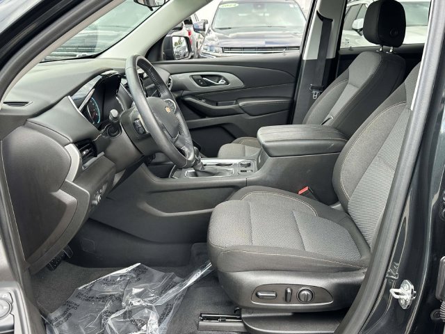 2021 Chevrolet Traverse 1LT - Photo 16