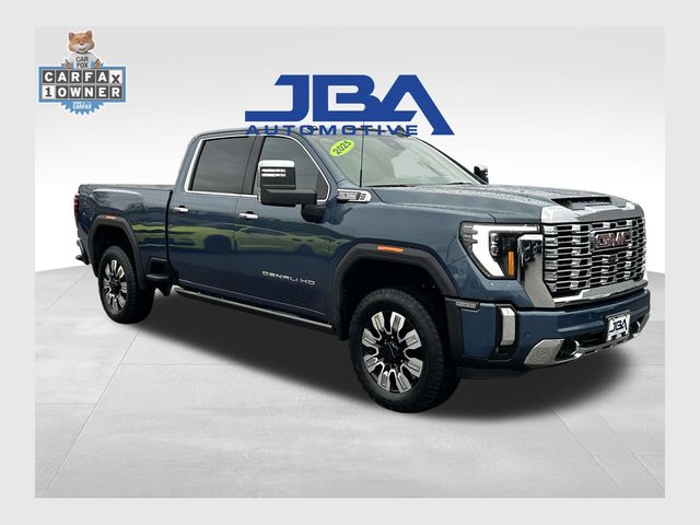 2025 GMC Sierra 2500HD Denali's photo